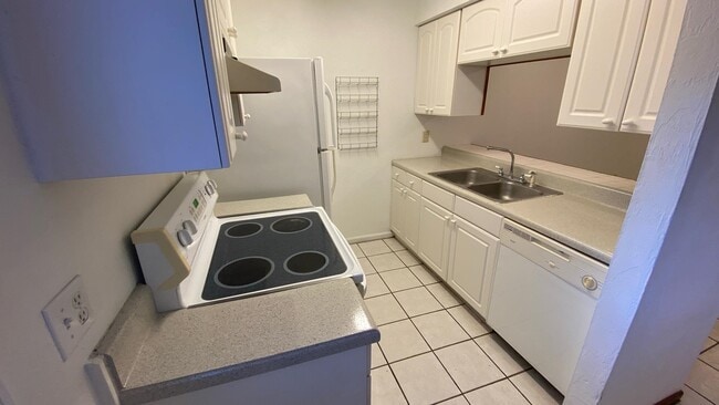 Building Photo - 786 Timberway Ct