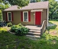 Building Photo - 2524 Cass St