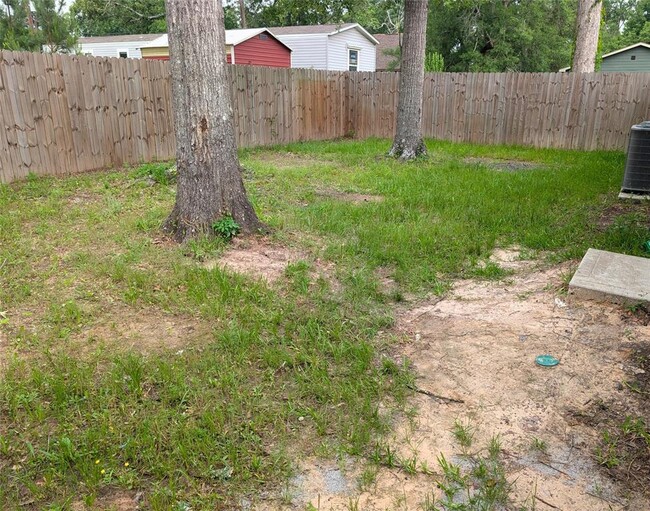 Building Photo - 16136 Brettwood Ln