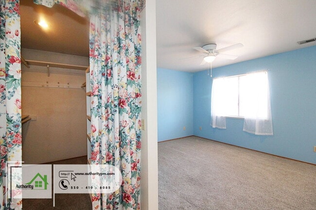 Building Photo - 1748 Galaxy Way