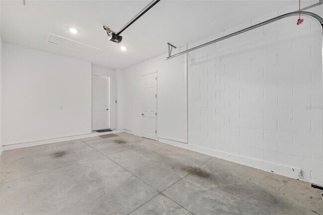 Building Photo - 7564 SW 65th Pl Rd