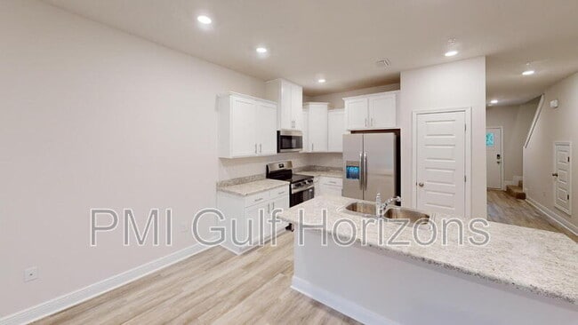 Building Photo - 710 Giese Ln