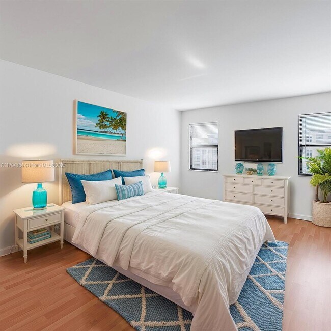 Building Photo - 1201 S Ocean Dr