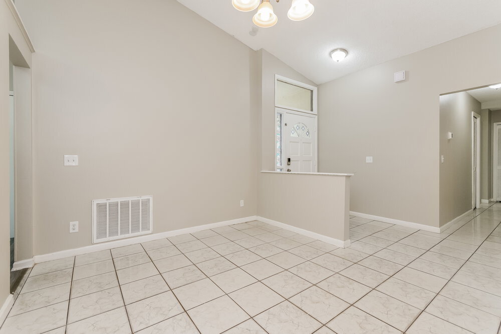 Building Photo - 1418 Mona Dr