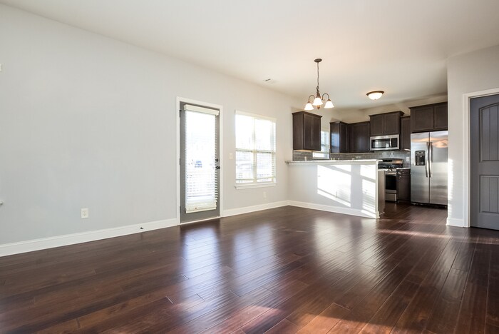 Building Photo - 333 Castle Top Ln SE