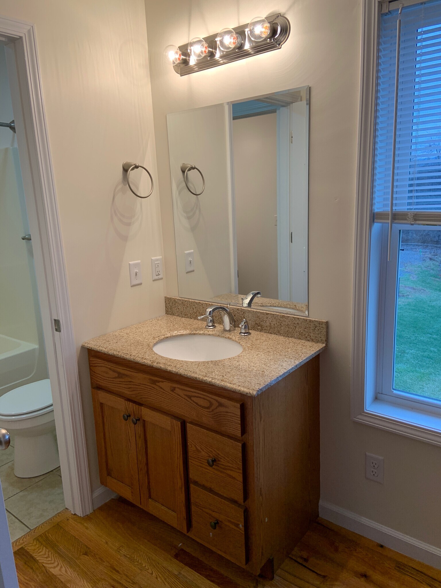 Building Photo - 204 Betsinger Rd