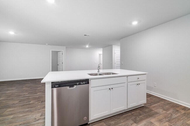 Building Photo - 142 Ponderosa Lp