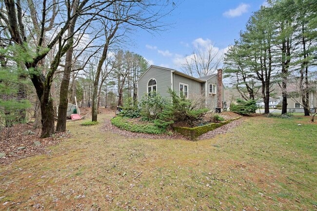 Building Photo - 20 Trayer Rd