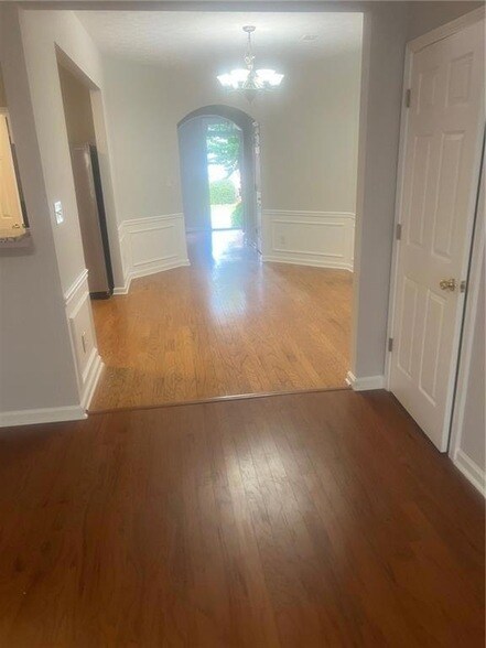 Building Photo - 3809 Dandridge Way NW