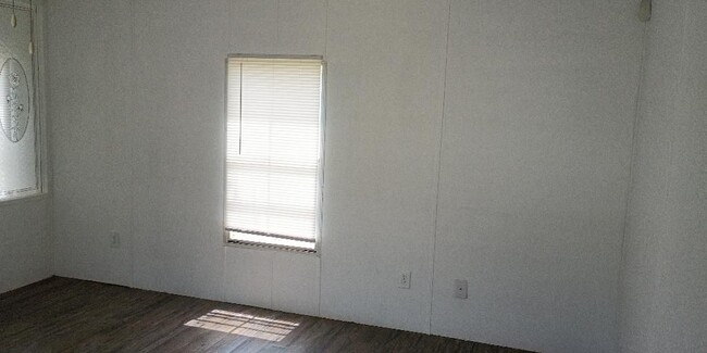 Building Photo - 6111 Nueces Park Road