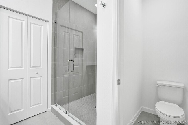 Building Photo - 4676 Longwood Lake Sq