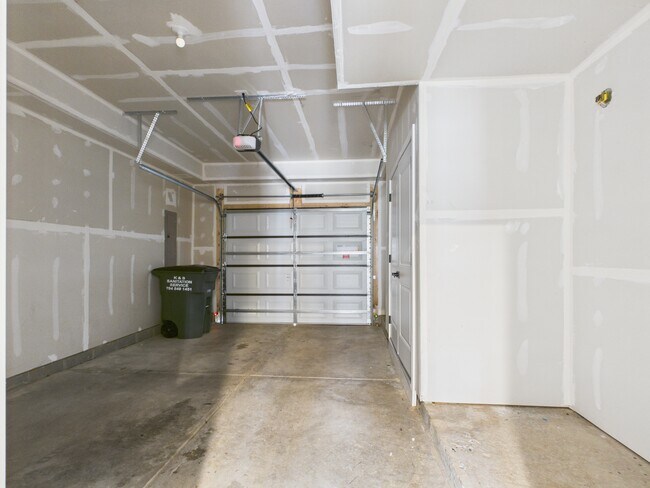 Building Photo - 3131 Coquina Ln