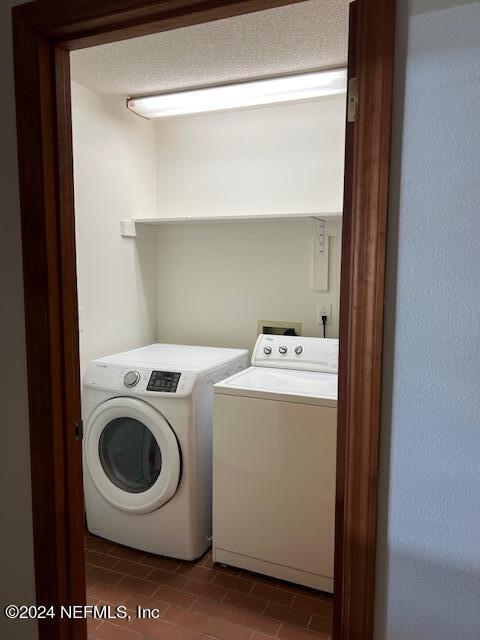 Building Photo - 458 Arricola Ave