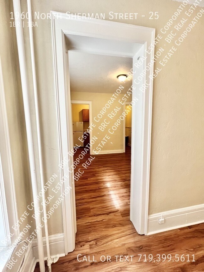 Building Photo - 1960 Sherman St