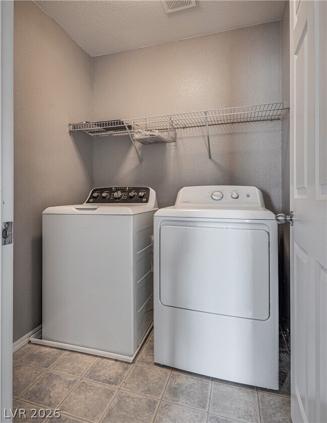 Building Photo - 3824 Badger Brook St