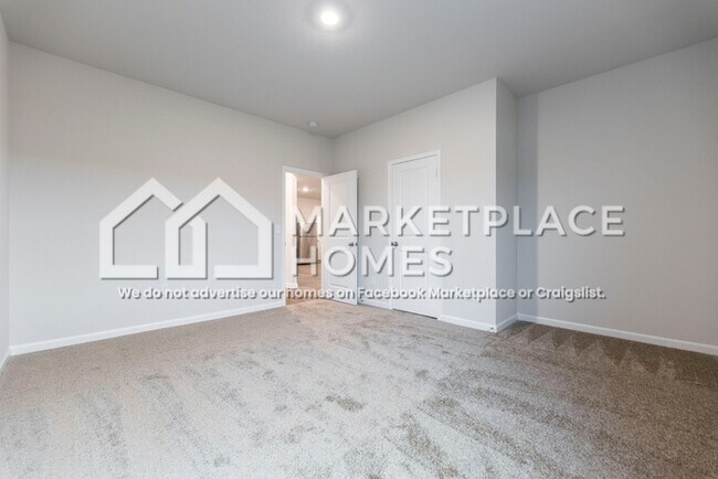 Building Photo - 1274 Fendt Dr