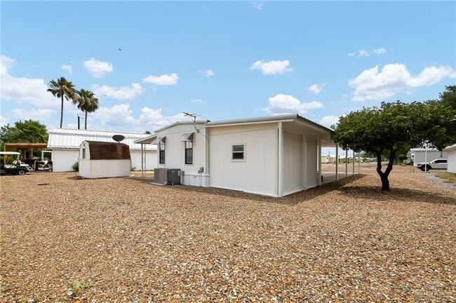 Building Photo - 2900 Spur Dr