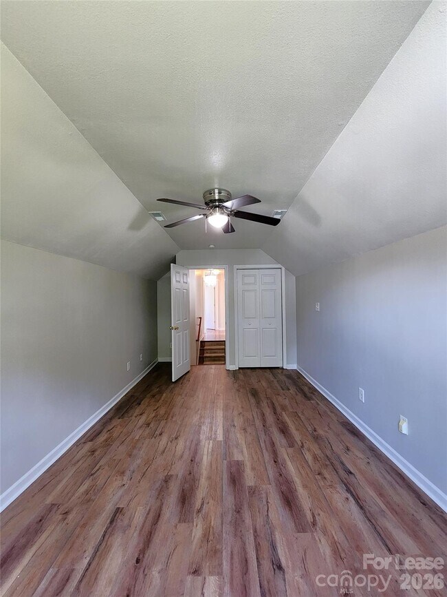 Building Photo - 3046 Talledaga Ln SW