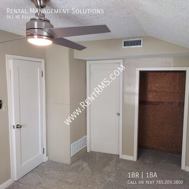 Building Photo - 941 NE Kellam-