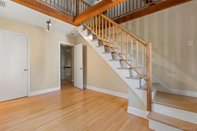 Building Photo - 11 Billington Ct