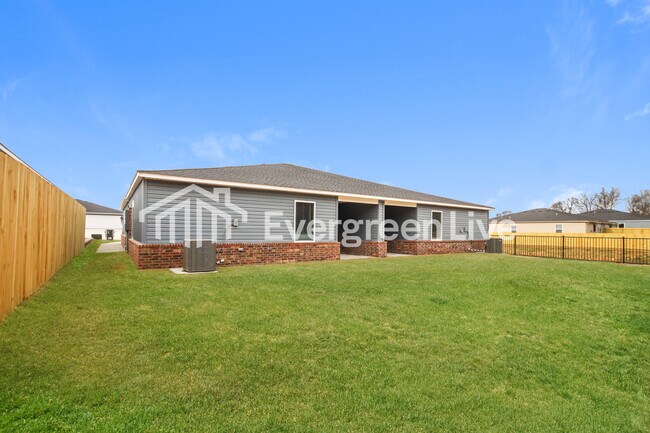 Building Photo - 6600 NW Kathleen St