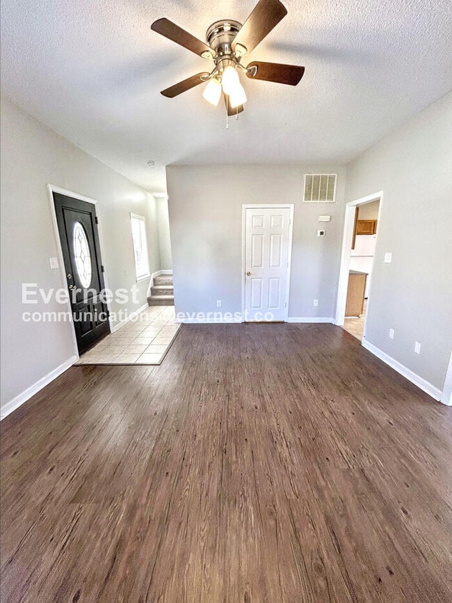 Building Photo - 4350 Wakeman Dr