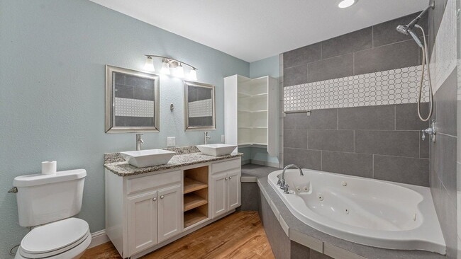 Building Photo - Cozy Fayetteville Home Near Trails & Dining