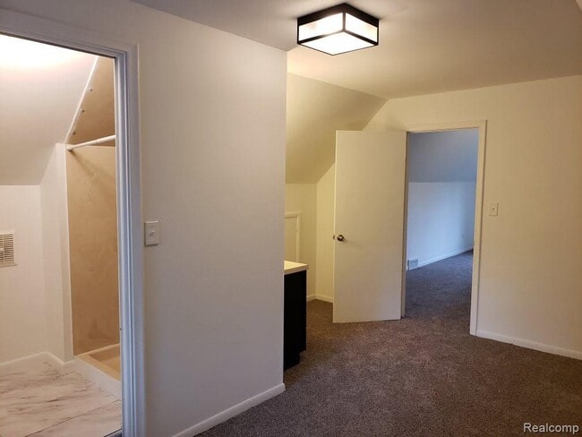 Building Photo - 4418 S Verona Cir