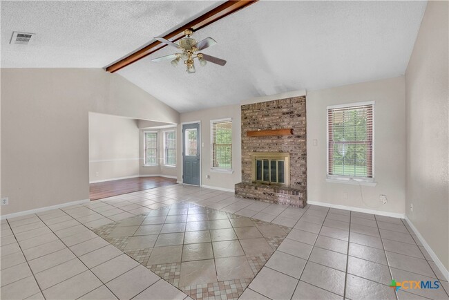 Building Photo - 2807 Bermuda Dr