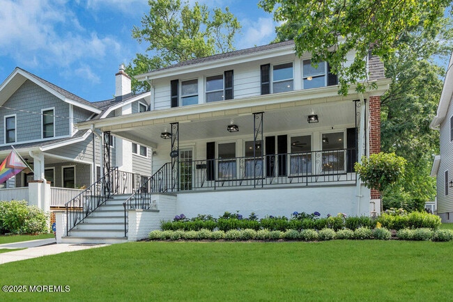 Building Photo - 1214 Sunset Ave