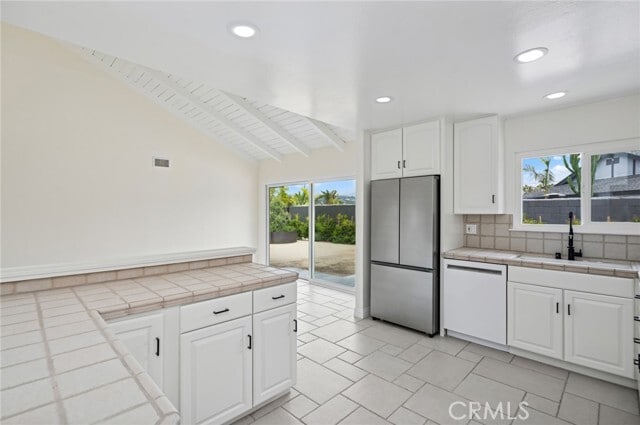 Building Photo - 33182 Blue Fin Dr