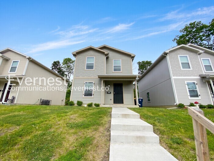 Building Photo - 4107 Olive St