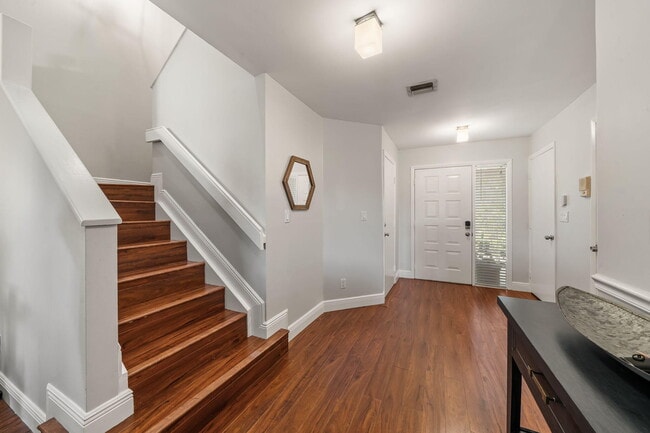 Building Photo - 5250 Sapphire Valley