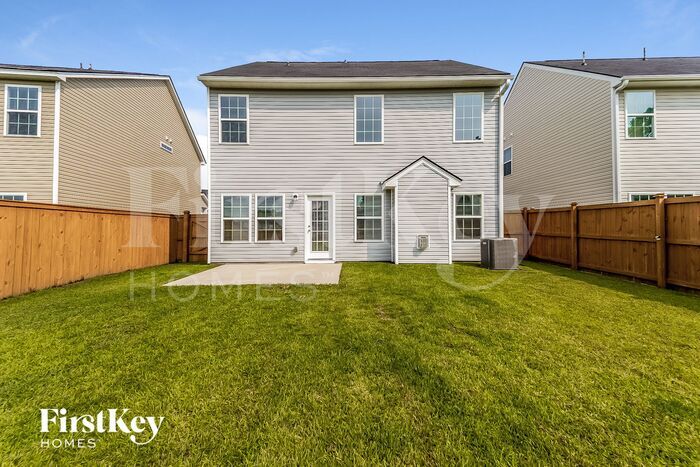 Building Photo - 786 Redbud Ln