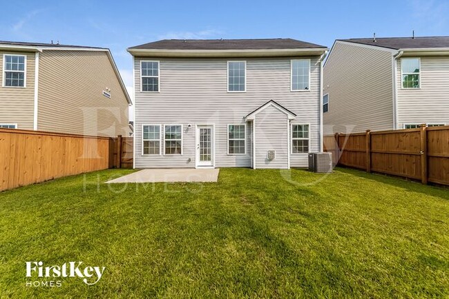 Building Photo - 786 Redbud Ln