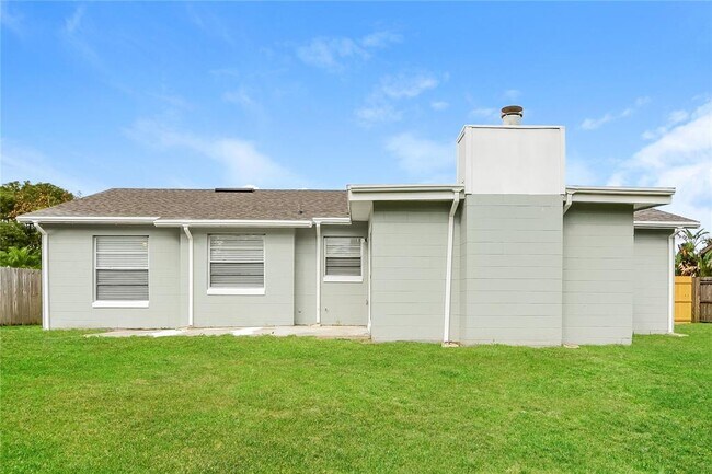 Building Photo - 8734 Brackenwood Dr