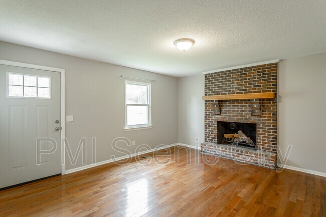 Building Photo - 5907 Browntown Rd