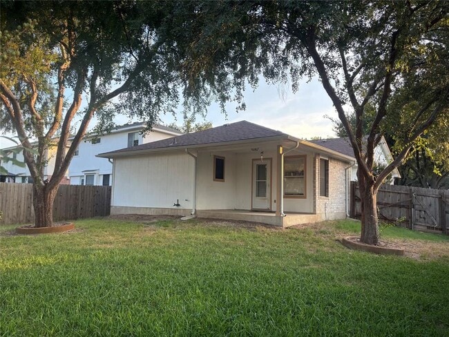 Building Photo - 2068 Buckley Ln