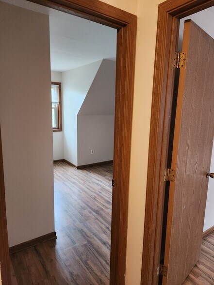 Building Photo - 4304 E Santa Anna Dr