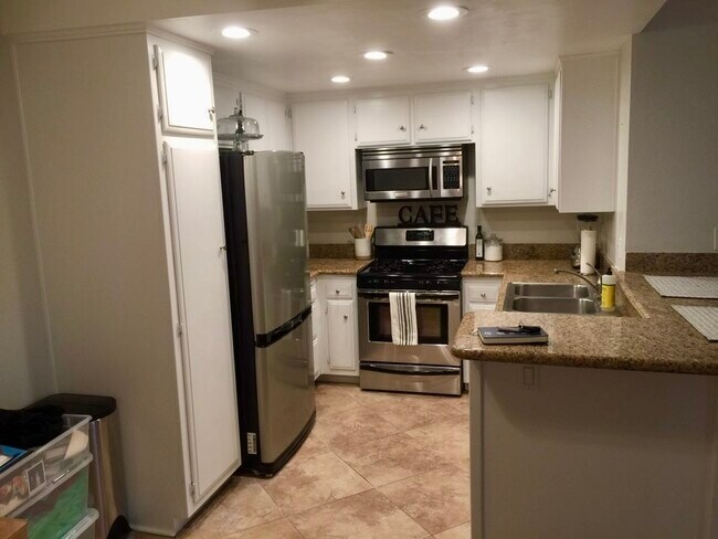 Building Photo - 24379 El Pilar