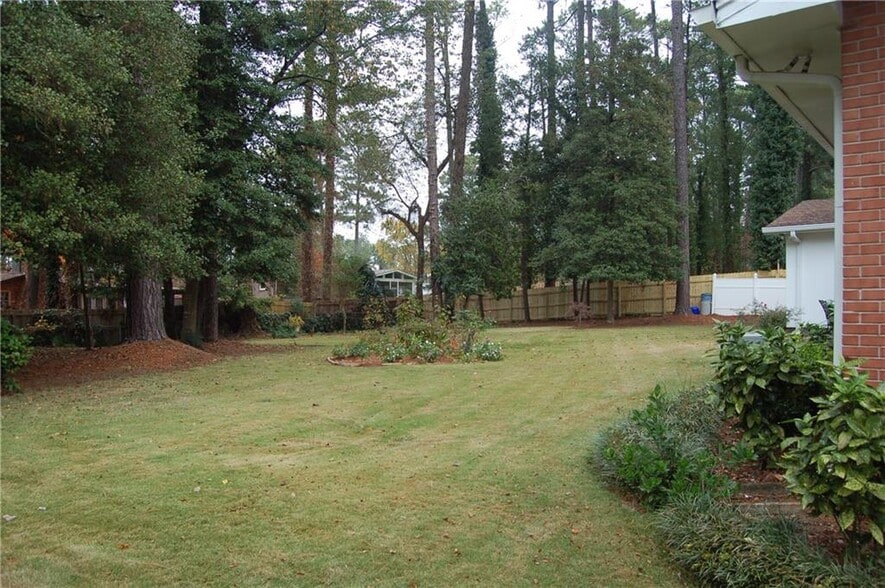 Building Photo - 4134 Blackhawk Dr