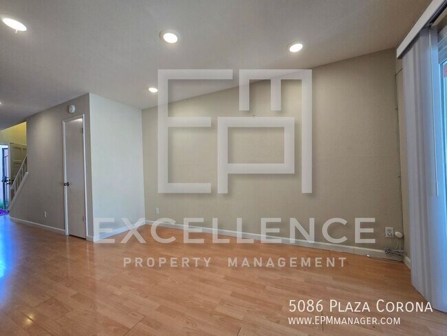 Building Photo - 5086 Plaza Corona