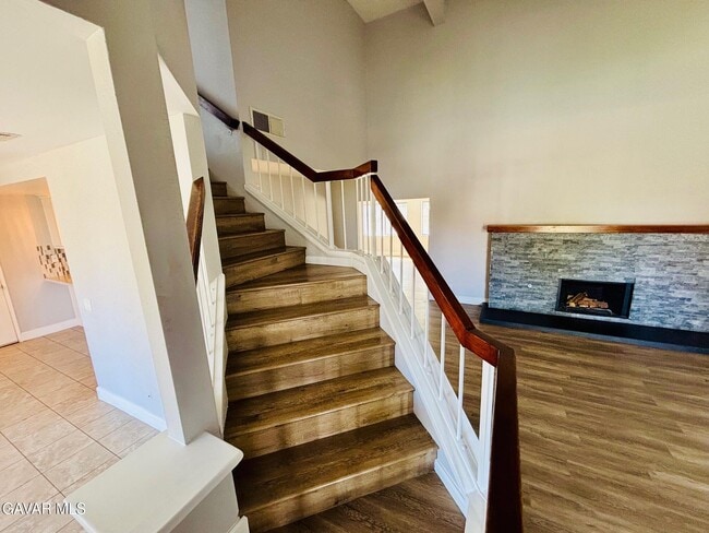 Building Photo - 38343 5th