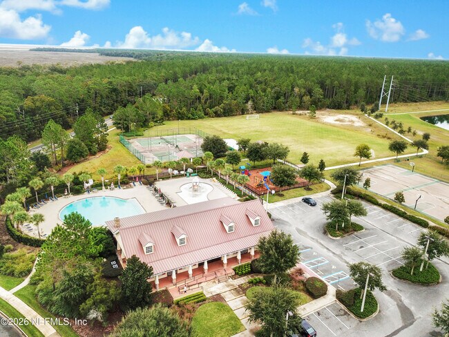 Building Photo - 16315 Hunters Hollow Trail