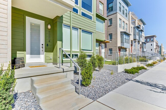 Primary Photo - Beautiful Townhome in Daybreak