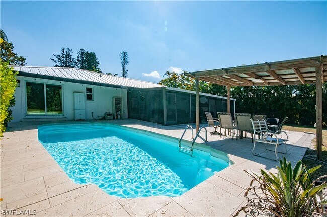 Building Photo - 54 Liberty Ln