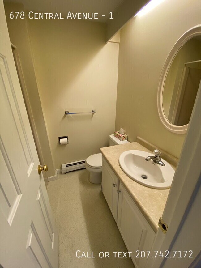 Building Photo - 678 Central Ave