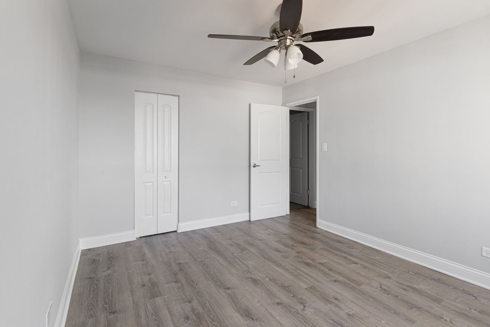 Building Photo - 6021 N Winthrop Ave