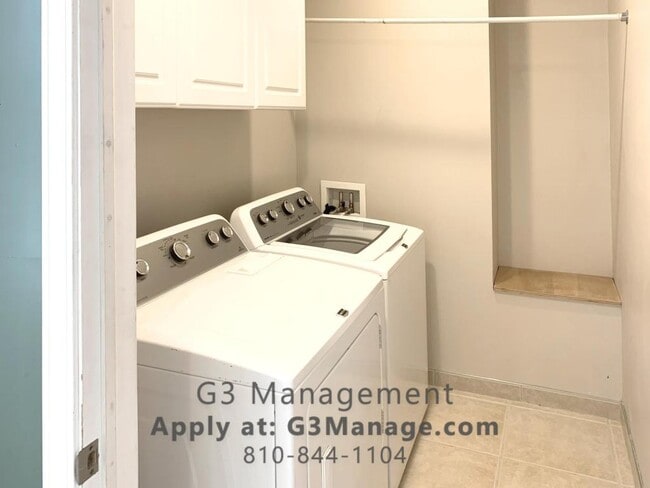 Building Photo - 6304 Stephen