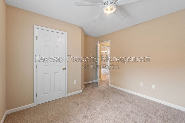 Building Photo - 803 Bell Springs Ct